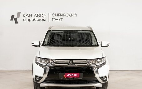 Mitsubishi Outlander III рестайлинг 3, 2018 год, 2 306 200 рублей, 2 фотография