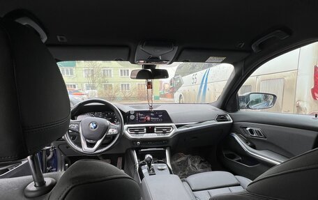 BMW 3 серия, 2020 год, 3 290 000 рублей, 13 фотография