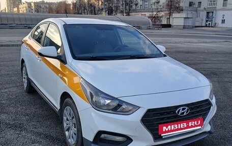 Hyundai Solaris II рестайлинг, 2018 год, 860 000 рублей, 7 фотография