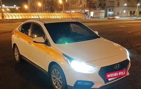 Hyundai Solaris II рестайлинг, 2018 год, 860 000 рублей, 8 фотография