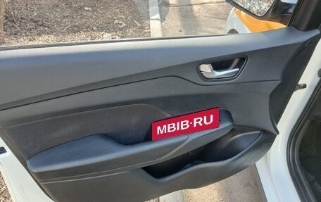 Hyundai Solaris II рестайлинг, 2018 год, 860 000 рублей, 24 фотография