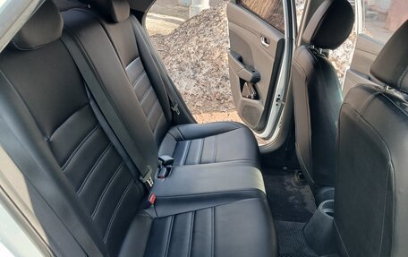 Hyundai Solaris II рестайлинг, 2018 год, 860 000 рублей, 33 фотография