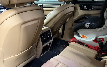 Porsche Cayenne III, 2019 год, 4 890 000 рублей, 10 фотография