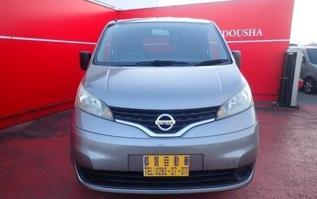 Nissan NV200, 2015 год, 1 050 000 рублей, 2 фотография
