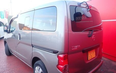 Nissan NV200, 2015 год, 1 050 000 рублей, 7 фотография