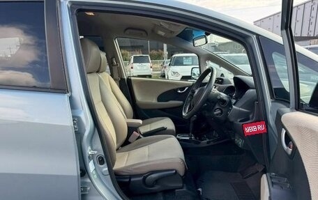 Honda Fit Shuttle I рестайлинг, 2013 год, 725 000 рублей, 12 фотография