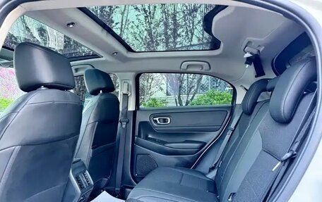 Honda Vezel, 2023 год, 2 050 586 рублей, 12 фотография