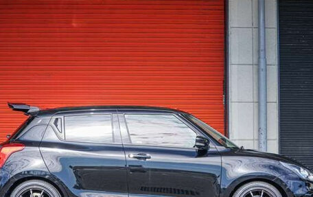 Suzuki Swift V, 2022 год, 1 050 000 рублей, 5 фотография