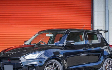 Suzuki Swift V, 2022 год, 1 050 000 рублей, 1 фотография