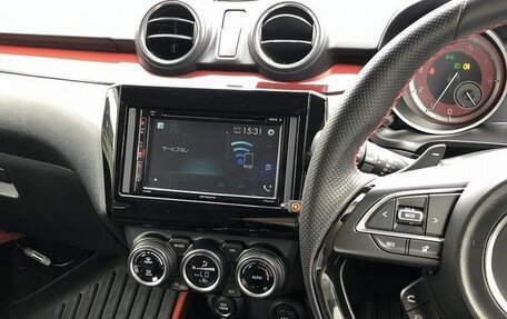 Suzuki Swift V, 2022 год, 1 050 000 рублей, 11 фотография