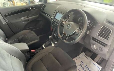 Volkswagen Sharan II, 2018 год, 1 400 000 рублей, 7 фотография