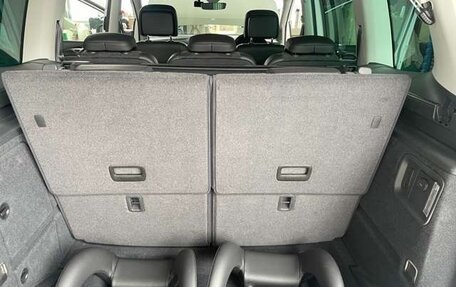 Volkswagen Sharan II, 2018 год, 1 400 000 рублей, 15 фотография