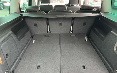 Volkswagen Sharan II, 2018 год, 1 400 000 рублей, 16 фотография