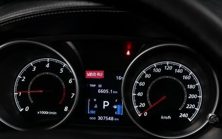 Mitsubishi Outlander III рестайлинг 3, 2011 год, 1 099 000 рублей, 15 фотография