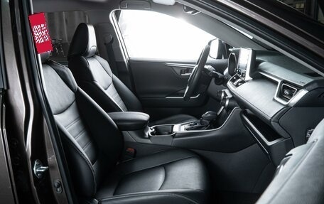 Toyota RAV4, 2020 год, 5 250 000 рублей, 8 фотография