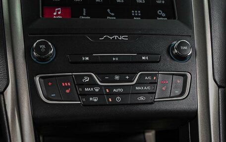 Ford Fusion (North America) II, 2019 год, 1 649 000 рублей, 16 фотография