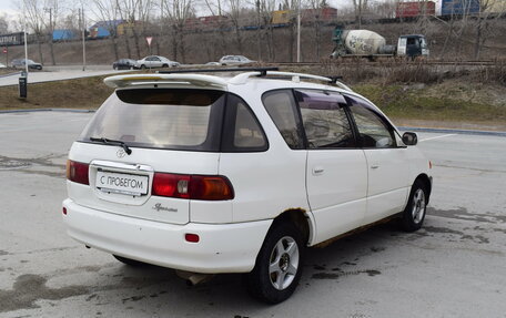 Toyota Ipsum II, 1999 год, 427 000 рублей, 5 фотография
