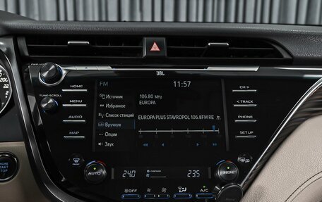 Toyota Camry, 2018 год, 2 880 000 рублей, 14 фотография