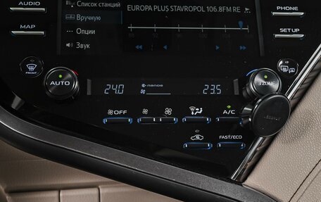 Toyota Camry, 2018 год, 2 880 000 рублей, 16 фотография