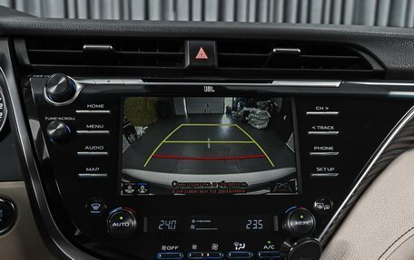 Toyota Camry, 2018 год, 2 880 000 рублей, 15 фотография