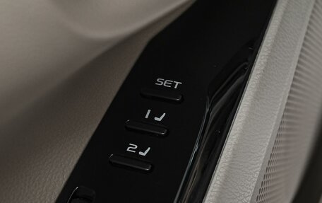 Toyota Camry, 2018 год, 2 880 000 рублей, 25 фотография