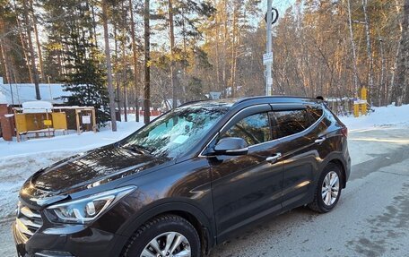 Hyundai Santa Fe III рестайлинг, 2017 год, 2 400 000 рублей, 2 фотография