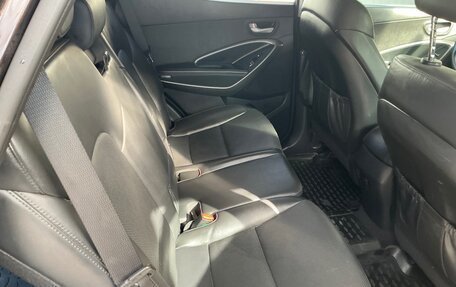 Hyundai Santa Fe III рестайлинг, 2017 год, 2 400 000 рублей, 16 фотография