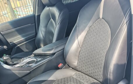 Toyota Camry, 2020 год, 3 000 000 рублей, 4 фотография