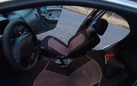 Mitsubishi Carisma I, 1995 год, 135 000 рублей, 12 фотография