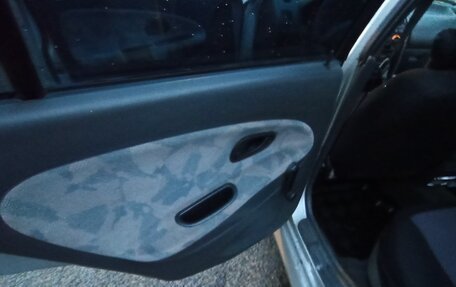 Mitsubishi Carisma I, 1995 год, 135 000 рублей, 19 фотография