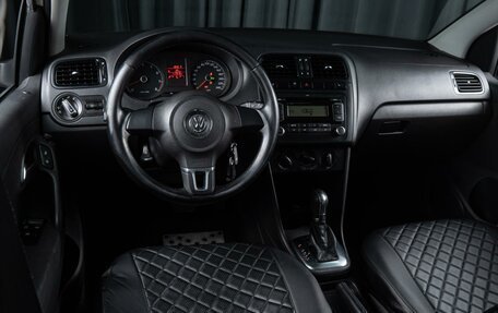 Volkswagen Polo VI (EU Market), 2012 год, 820 000 рублей, 6 фотография