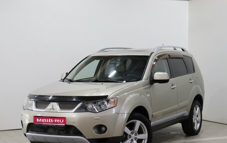 Mitsubishi Outlander III рестайлинг 3, 2007 год, 1 115 000 рублей, 1 фотография