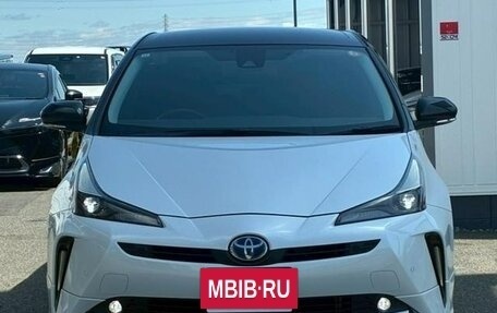 Toyota Prius IV XW50, 2021 год, 1 560 002 рублей, 2 фотография