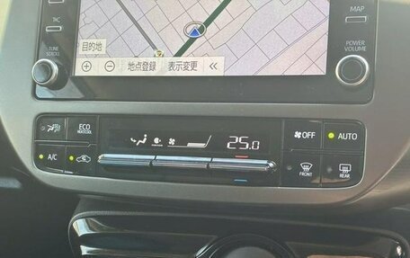 Toyota Prius IV XW50, 2021 год, 1 560 002 рублей, 17 фотография