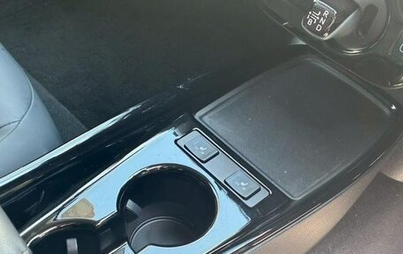 Toyota Prius IV XW50, 2021 год, 1 560 002 рублей, 19 фотография