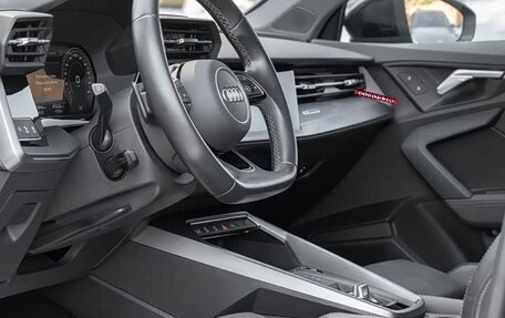 Audi A3, 2022 год, 2 050 000 рублей, 9 фотография