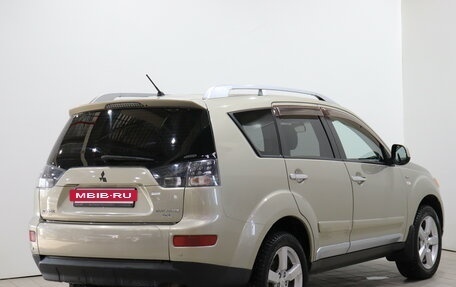 Mitsubishi Outlander III рестайлинг 3, 2007 год, 1 115 000 рублей, 5 фотография