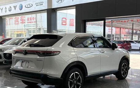 Honda Vezel, 2022 год, 1 850 000 рублей, 5 фотография