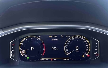 Volkswagen T-Roc I, 2022 год, 1 756 000 рублей, 12 фотография