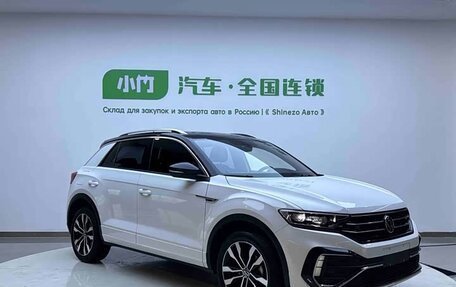 Volkswagen T-Roc I, 2022 год, 1 756 000 рублей, 3 фотография