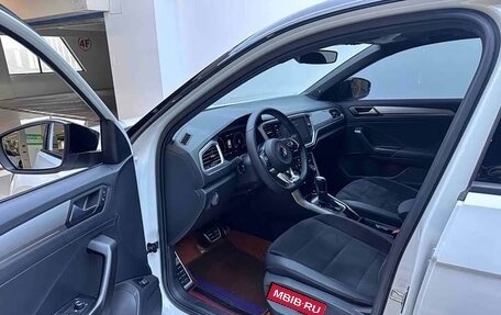 Volkswagen T-Roc I, 2022 год, 1 756 000 рублей, 9 фотография