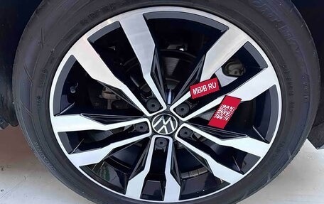 Volkswagen T-Roc I, 2022 год, 1 756 000 рублей, 24 фотография