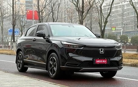 Honda Vezel, 2023 год, 1 800 000 рублей, 3 фотография