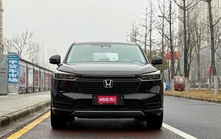 Honda Vezel, 2023 год, 1 800 000 рублей, 2 фотография