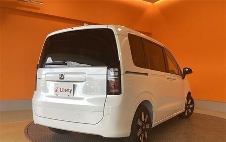 Honda Freed, 2025 год, 1 992 000 рублей, 6 фотография