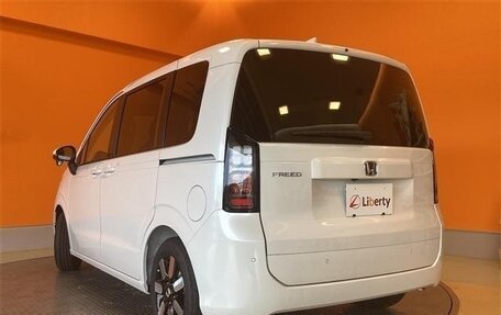 Honda Freed, 2025 год, 1 992 000 рублей, 8 фотография