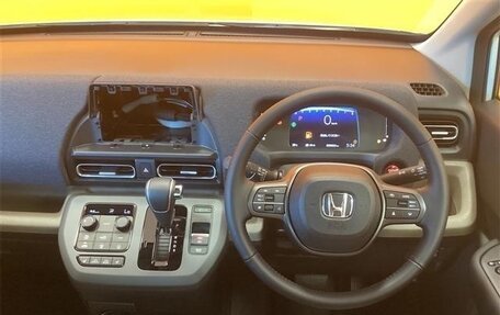 Honda Freed, 2025 год, 1 992 000 рублей, 9 фотография