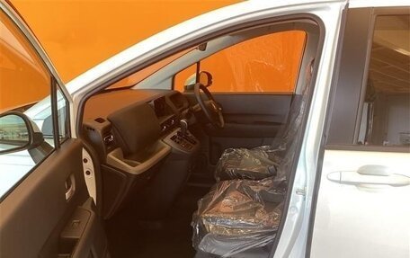 Honda Freed, 2025 год, 1 992 000 рублей, 28 фотография