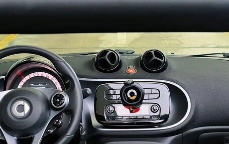 Smart Fortwo III, 2019 год, 1 450 000 рублей, 9 фотография