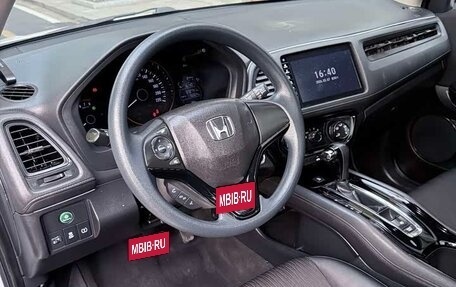 Honda Vezel, 2022 год, 1 500 000 рублей, 8 фотография